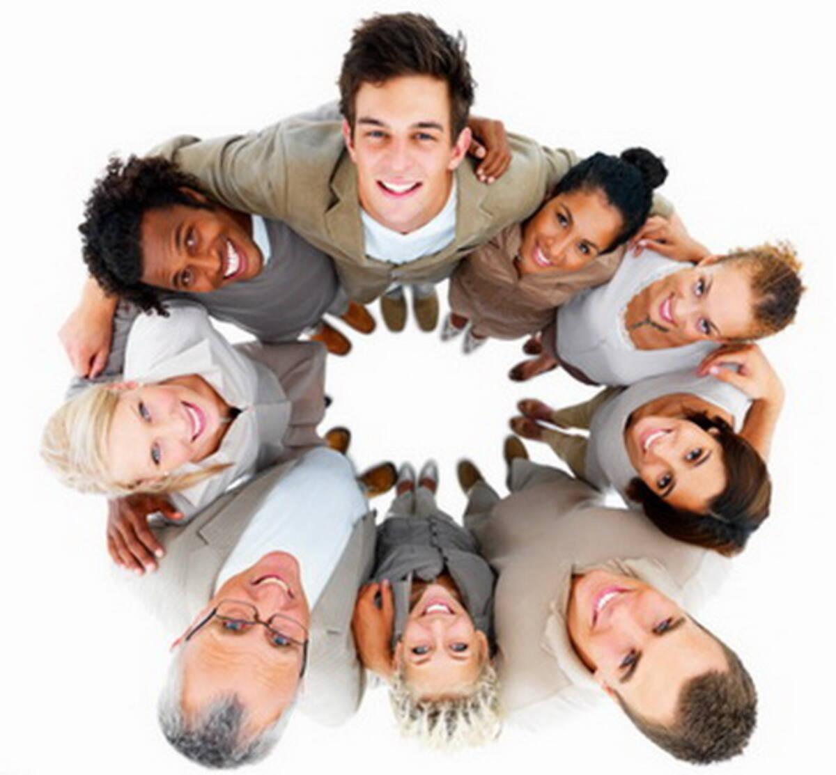 اكتشف محيطك بذكاء: تحسينات في البحث والتوجيه